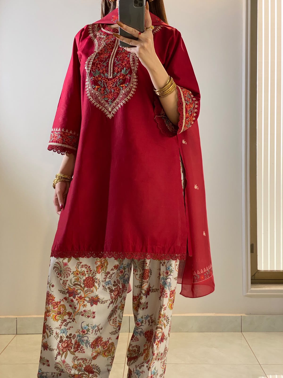 KESAR EMBROIDERED 3PC — view 1